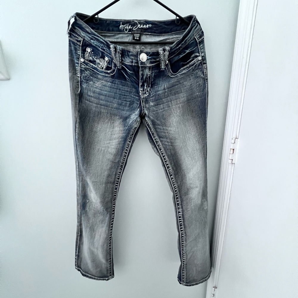Ariya Low Rise Boot cut distressed Jeans Sz 9-10